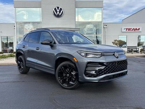 2026 Volkswagen Tiguan 2.0T SE R-Line Black 4MOTION