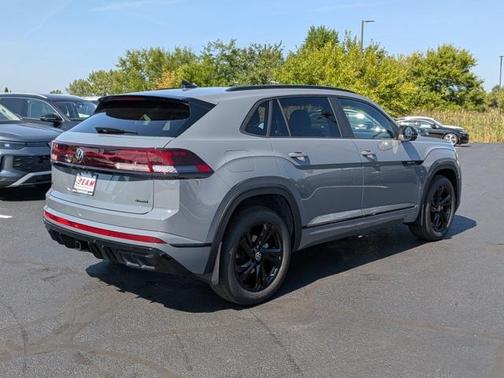 2026 Volkswagen Atlas Cross Sport 2.0T SEL
