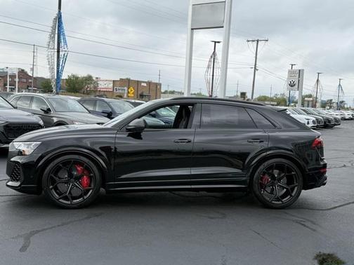 2026 Audi RS Q8 4.0T