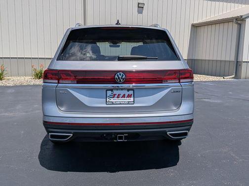 Silver Mist Metallic 2024 Volkswagen Atlas 2.0T SEL