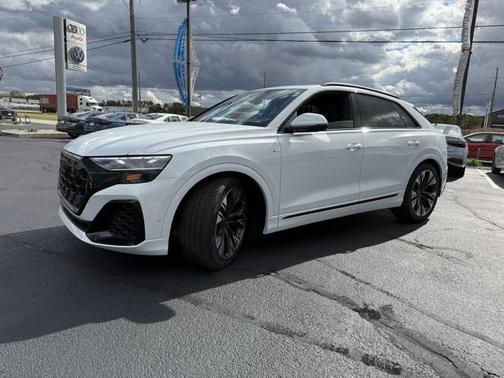 2026 Audi Q8 55 Premium Plus