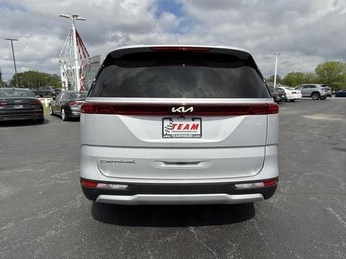 2022 Kia Carnival LXS