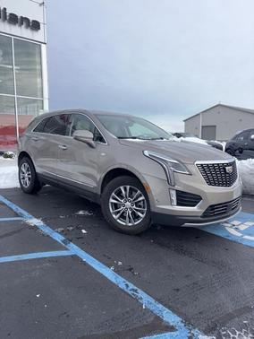 2023 Cadillac XT5 Premium Luxury