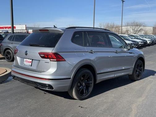 2024 Volkswagen Tiguan 2.0T SE R-Line Black 4MOTION