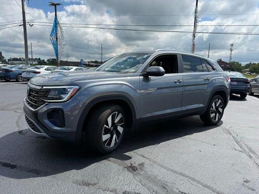 2025 Volkswagen Atlas Cross Sport 2.0T SE w/Technology 4MOTION