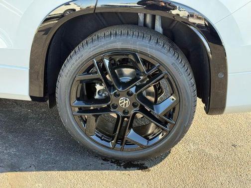 2026 Volkswagen Tiguan 2.0T SE R-Line Black 4MOTION