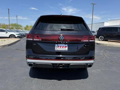 2025 Volkswagen Atlas 2.0T Peak Edition