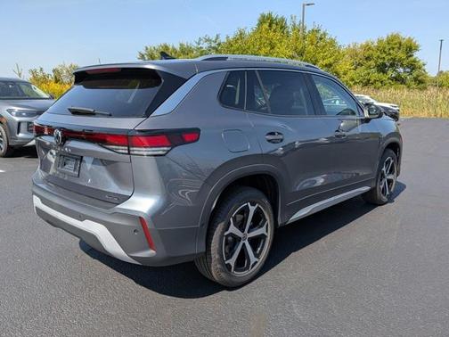 2025 Volkswagen Tiguan 2.0T SE 4MOTION