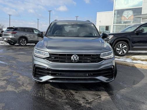 2024 Volkswagen Tiguan 2.0T SE R-Line Black 4MOTION