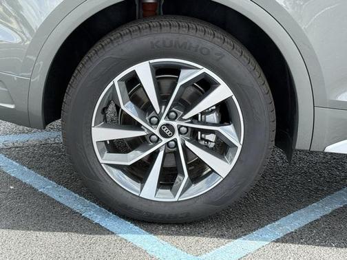 2025 Audi Q5 45 S line Premium Plus