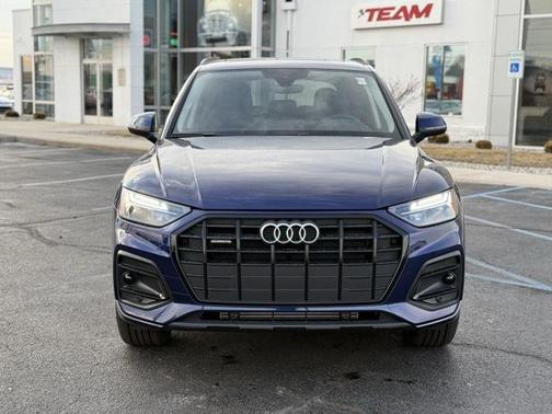 2025 Audi Q5 40 Premium