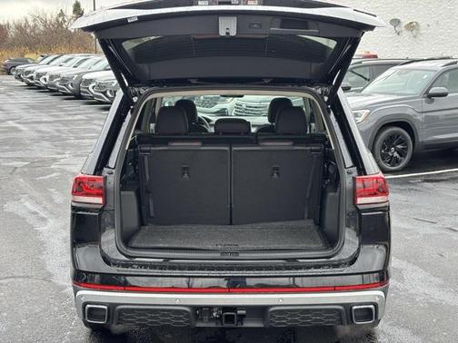 2026 Volkswagen Atlas 2.0T Peak Edition