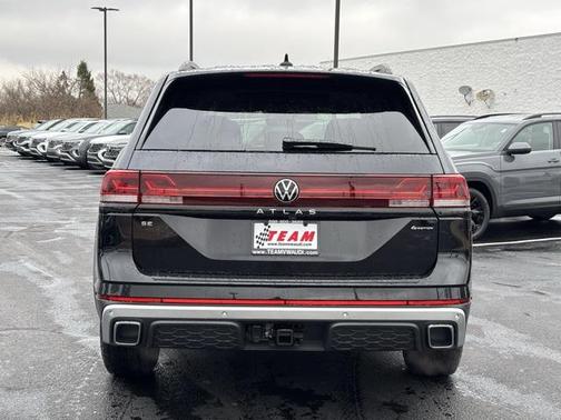 2026 Volkswagen Atlas 2.0T Peak Edition
