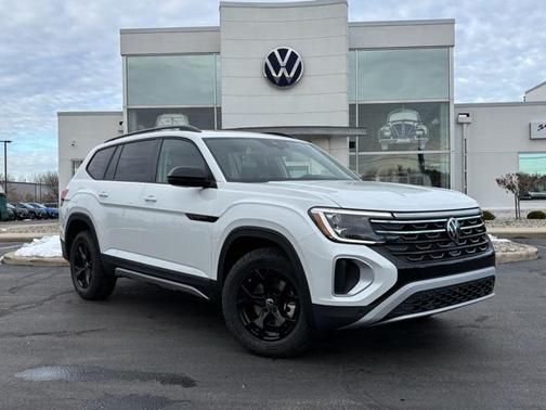 2026 Volkswagen Atlas 2.0T Peak Edition