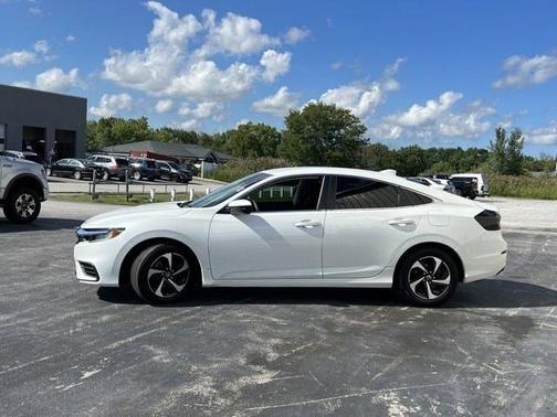 Photo 4 of 29 of 2021 Honda Insight EX