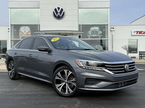2022 Volkswagen Passat 2.0T SE