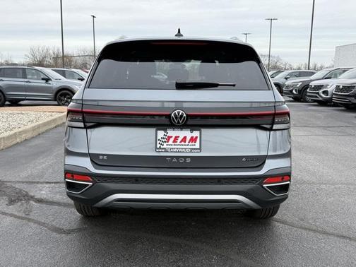 2025 Volkswagen Taos 1.5T SE