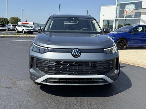 2025 Volkswagen Tiguan 2.0T SE 4MOTION
