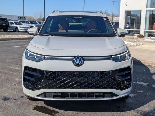 2026 Volkswagen Tiguan 2.0T SEL R-Line 4MOTION