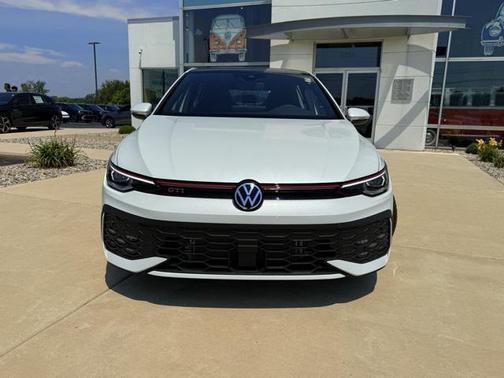 2025 Volkswagen Golf GTI 2.0T SE DSG