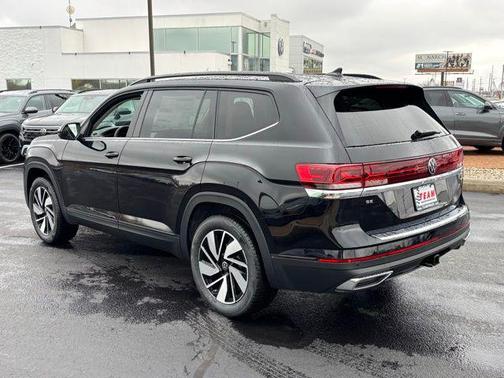 2026 Volkswagen Atlas 2.0T SE w/Technology 4MOTION