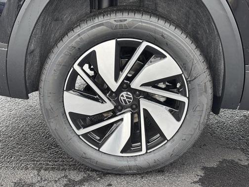 2026 Volkswagen Atlas 2.0T SE w/Technology 4MOTION