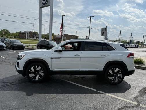2025 Volkswagen Atlas Cross Sport 2.0T SEL
