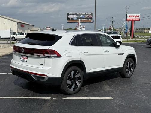 2025 Volkswagen Atlas Cross Sport 2.0T SEL