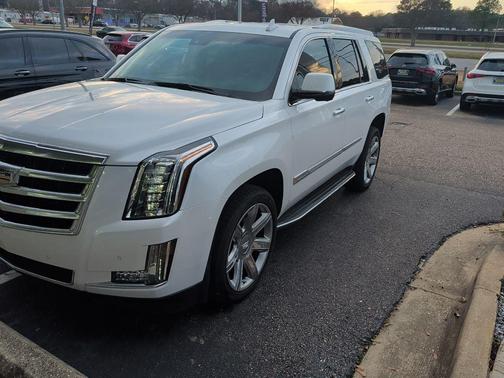 2016 Cadillac Escalade Luxury