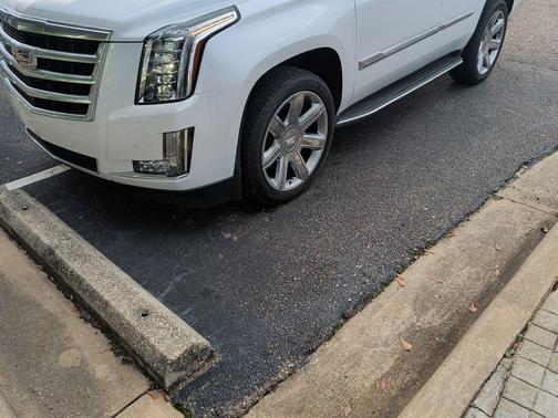 2016 Cadillac Escalade Luxury