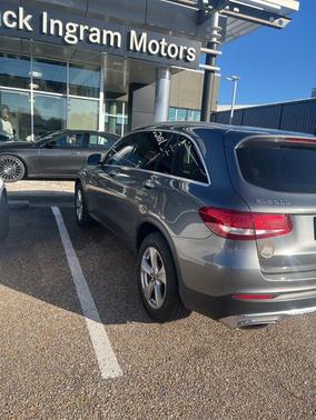 2018 Mercedes-Benz GLC 300 Base