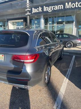 2018 Mercedes-Benz GLC 300 Base