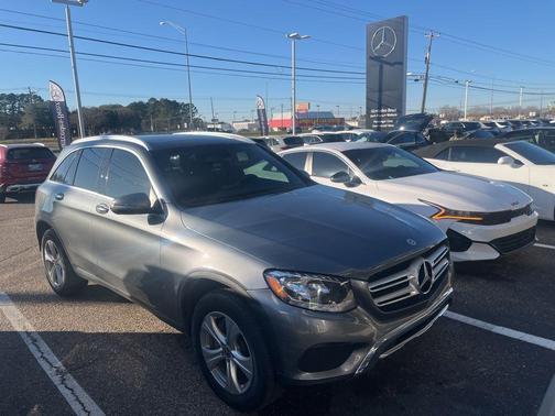 2018 Mercedes-Benz GLC 300 Base