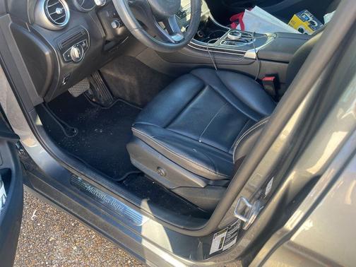 2018 Mercedes-Benz GLC 300 Base