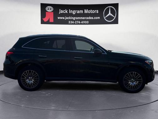 2026 Mercedes-Benz GLC 300 Base