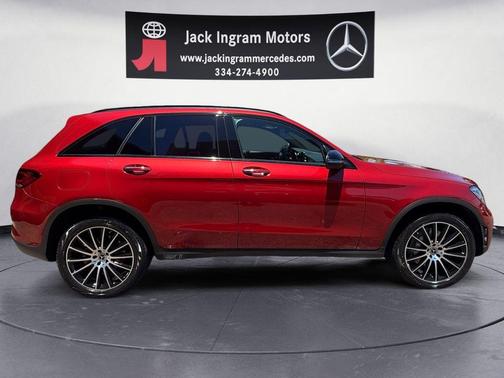 MANUFAKTUR Cardinal Red Metallic 2022 Mercedes-Benz GLC 300 Base
