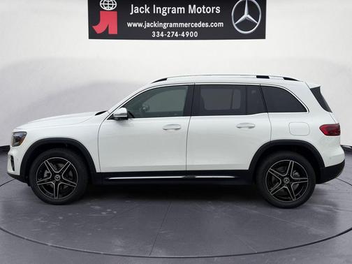 Polar White 2026 Mercedes-Benz GLB 250 Base