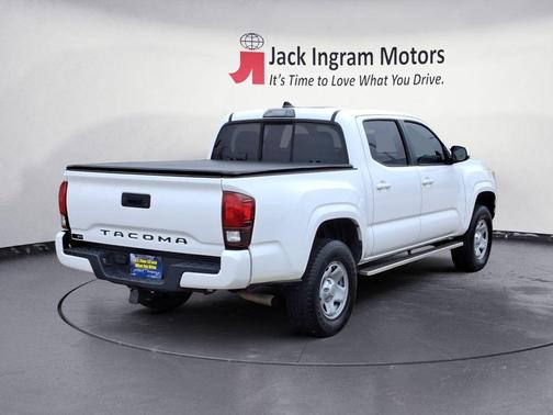 2019 Toyota Tacoma SR