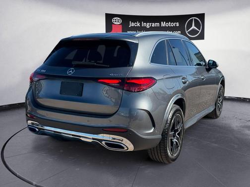2023 Mercedes-Benz GLC 300 Base 4MATIC