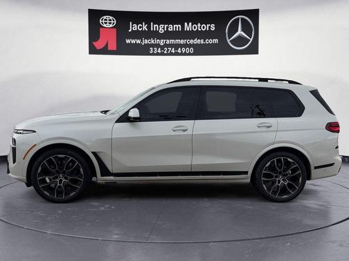 2023 BMW X7 xDrive40i
