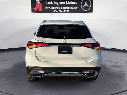 2026 Mercedes-Benz GLC 300 Base