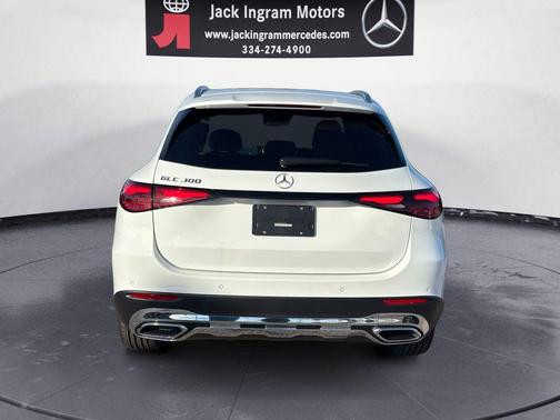 Polar White 2026 Mercedes-Benz GLC 300 Base