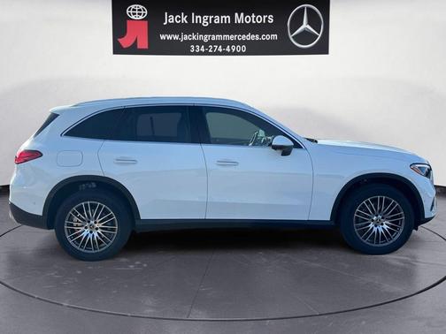 2026 Mercedes-Benz GLC 300 Base