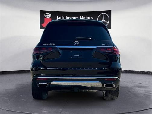 2025 Mercedes-Benz GLS 450 4MATIC