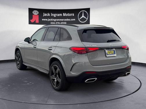 2026 Mercedes-Benz GLC 300 Base