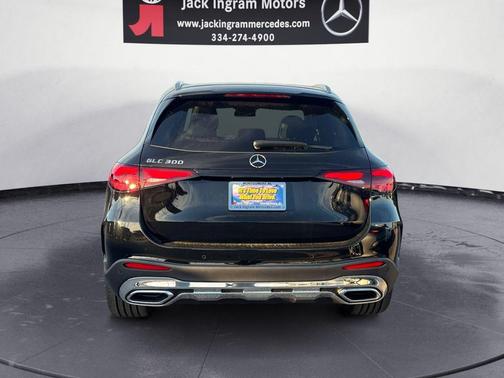 2026 Mercedes-Benz GLC 300 Base