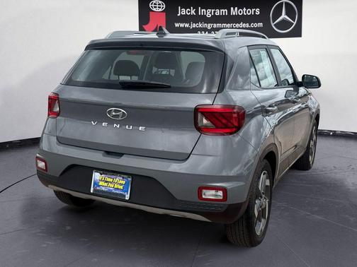 Galactic Gray 2022 Hyundai VENUE SEL