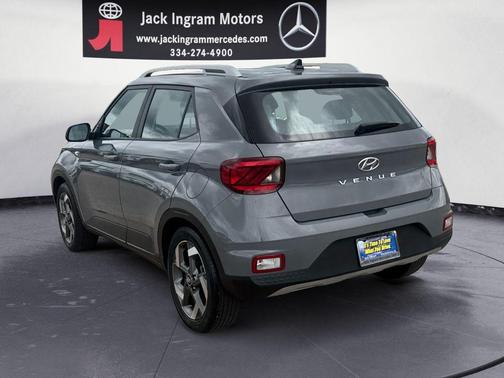 Galactic Gray 2022 Hyundai VENUE SEL