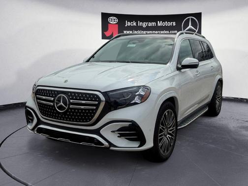 Moon 2027 Mercedes-Benz GLS 450