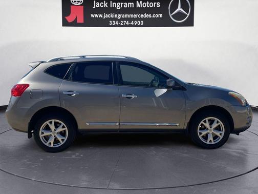 2011 Nissan Rogue SV